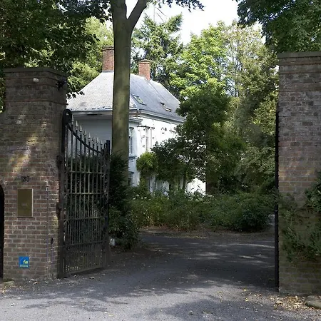 ベッド・アンド・ブレックファスト B＆b トヴィット フイス ブルッヘ